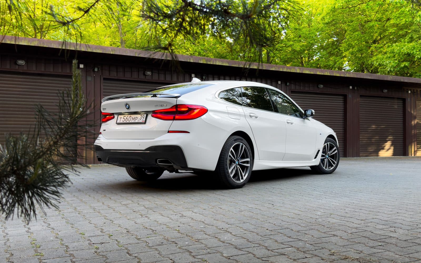 BMW 620D GT 2021 — фото 5 в аренду в Калининграде — LiteRent