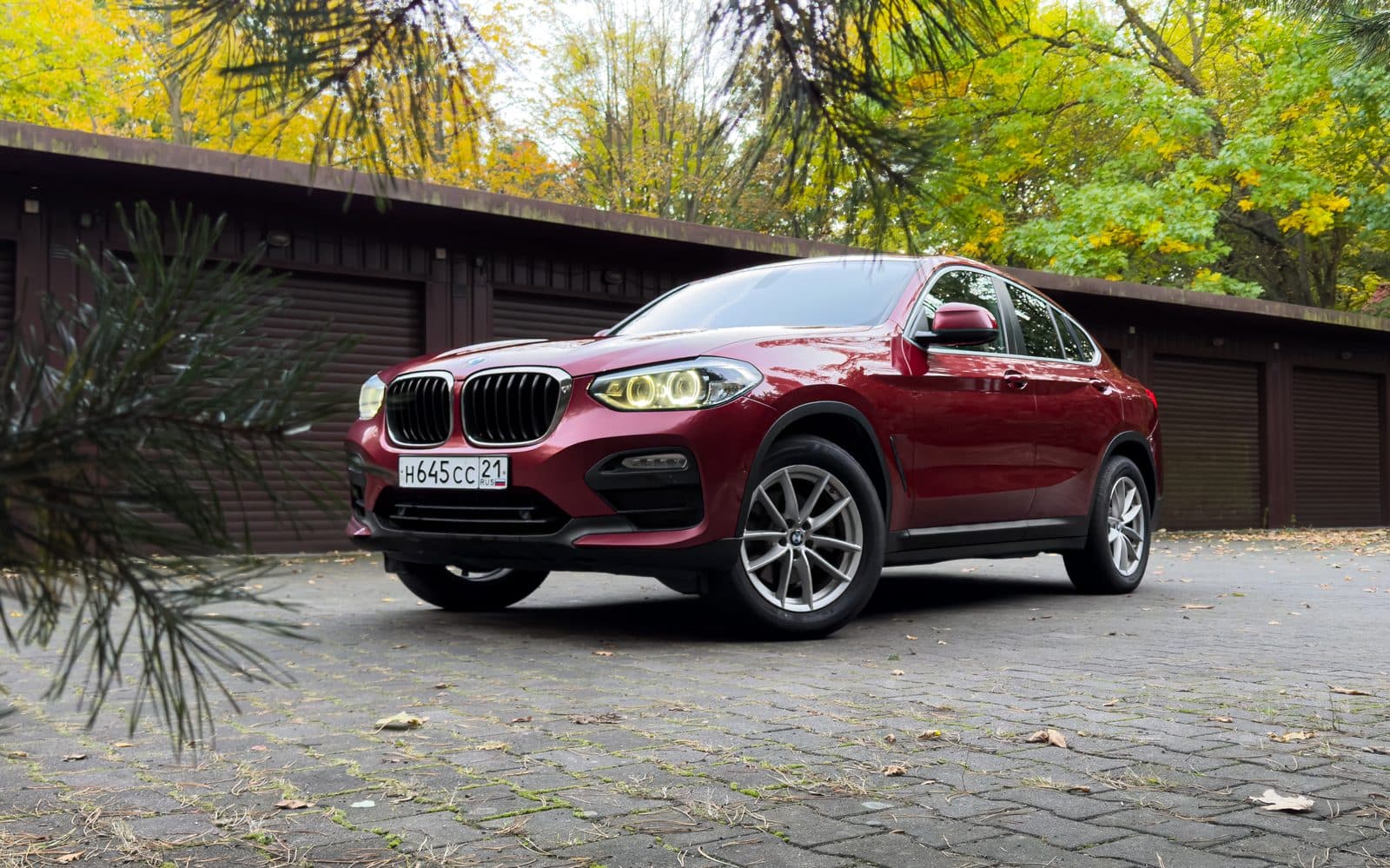 BMW X4 — фото 1 в аренду в Калининграде — LiteRent