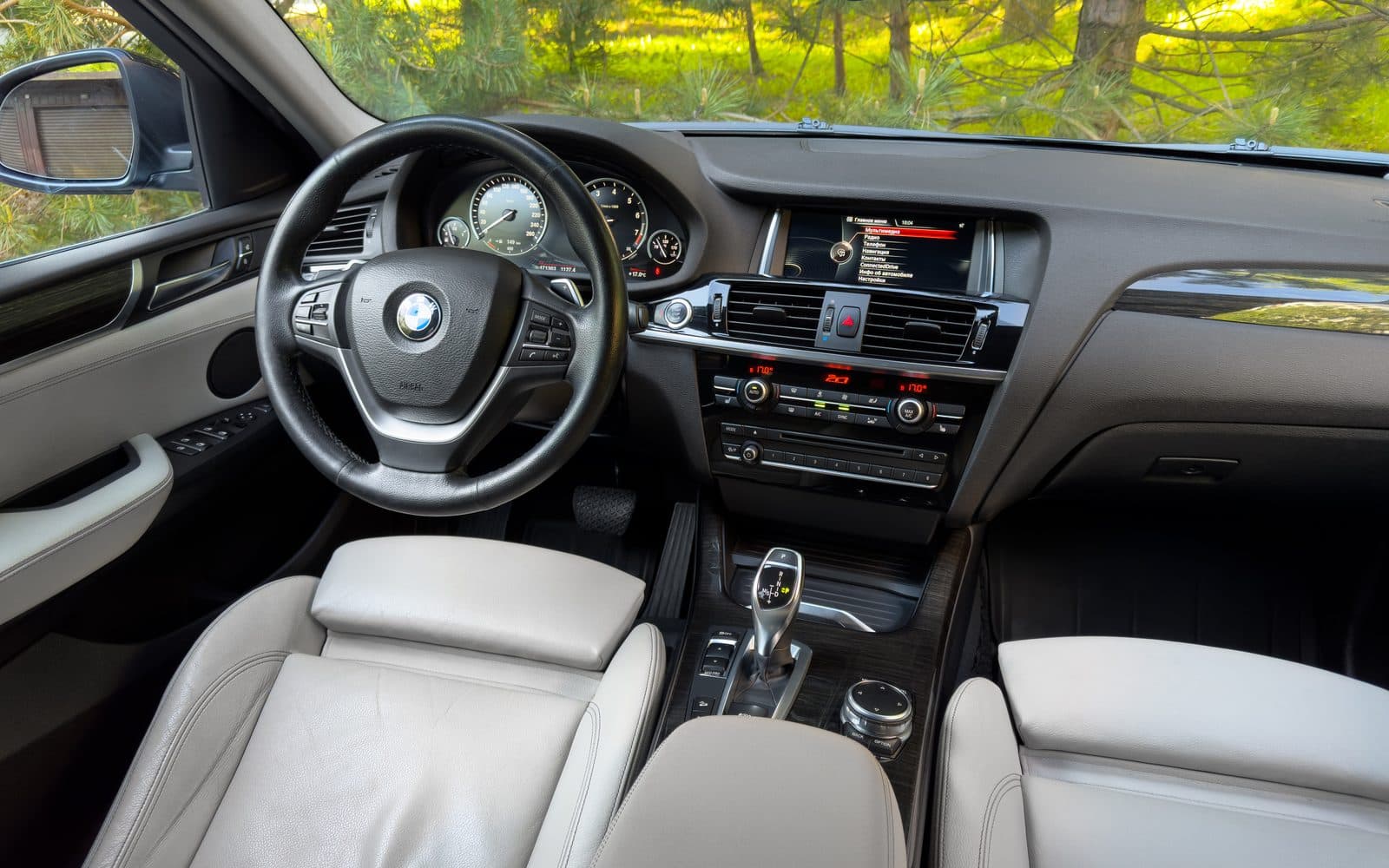 BMW X4 xDrive30i — фото 5 в аренду в Калининграде — LiteRent