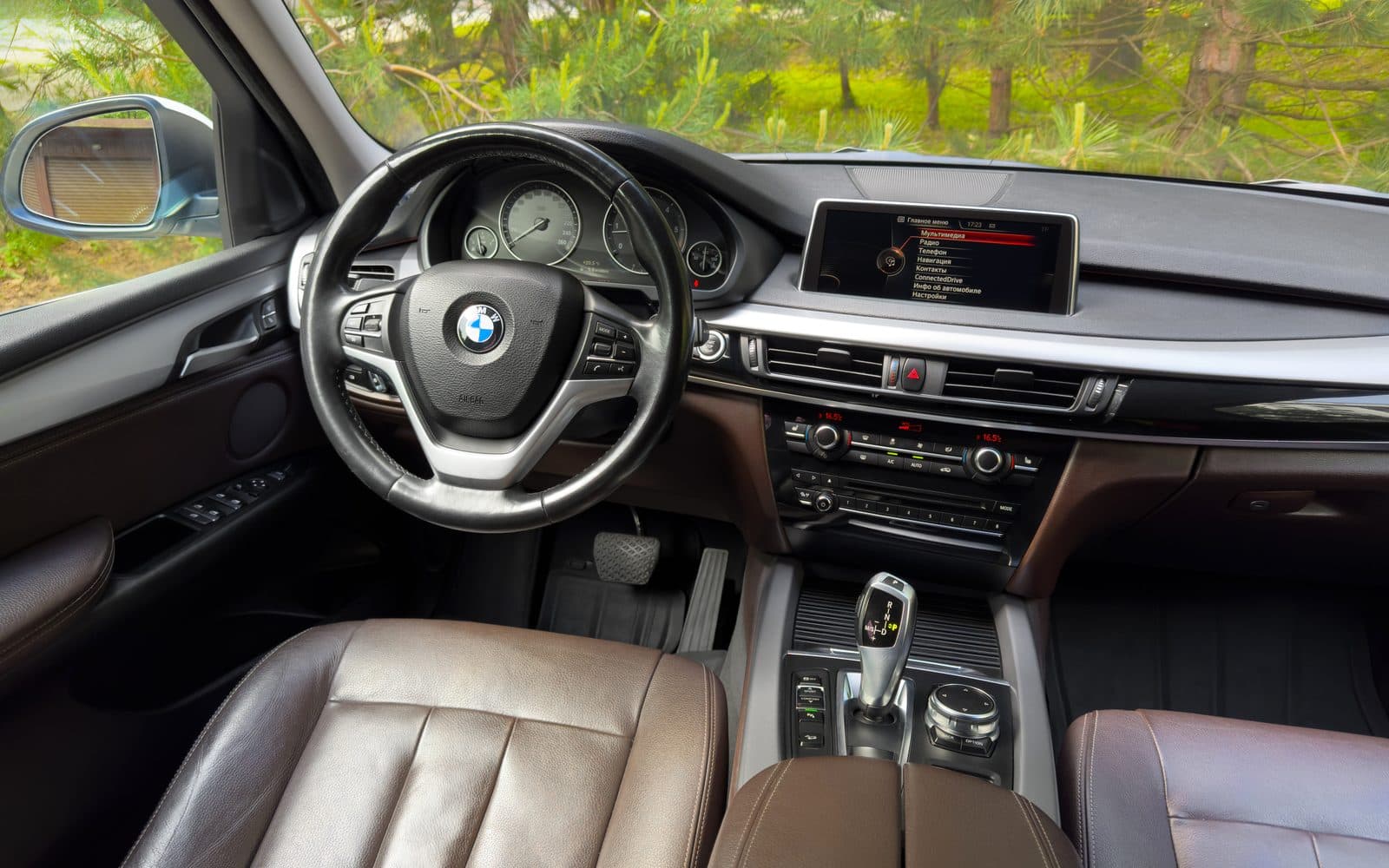 BMW X5 — фото 5 в аренду в Калининграде — LiteRent