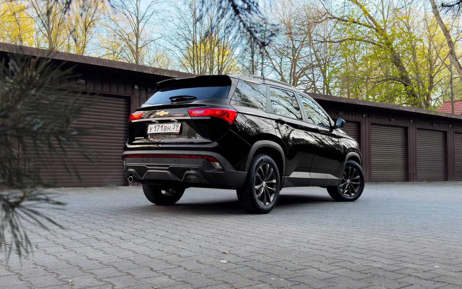 Chevrolet Captiva 2023 — фото 3 в аренду в Калининграде — LiteRent
