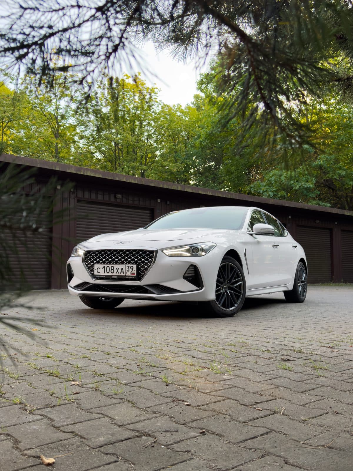 Genesis G70 — фото 2 в аренду в Калининграде — LiteRent