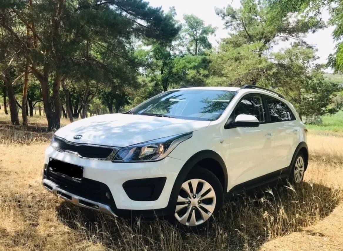 KIA Rio X-Line — фото 3 в аренду в Калининграде — LiteRent