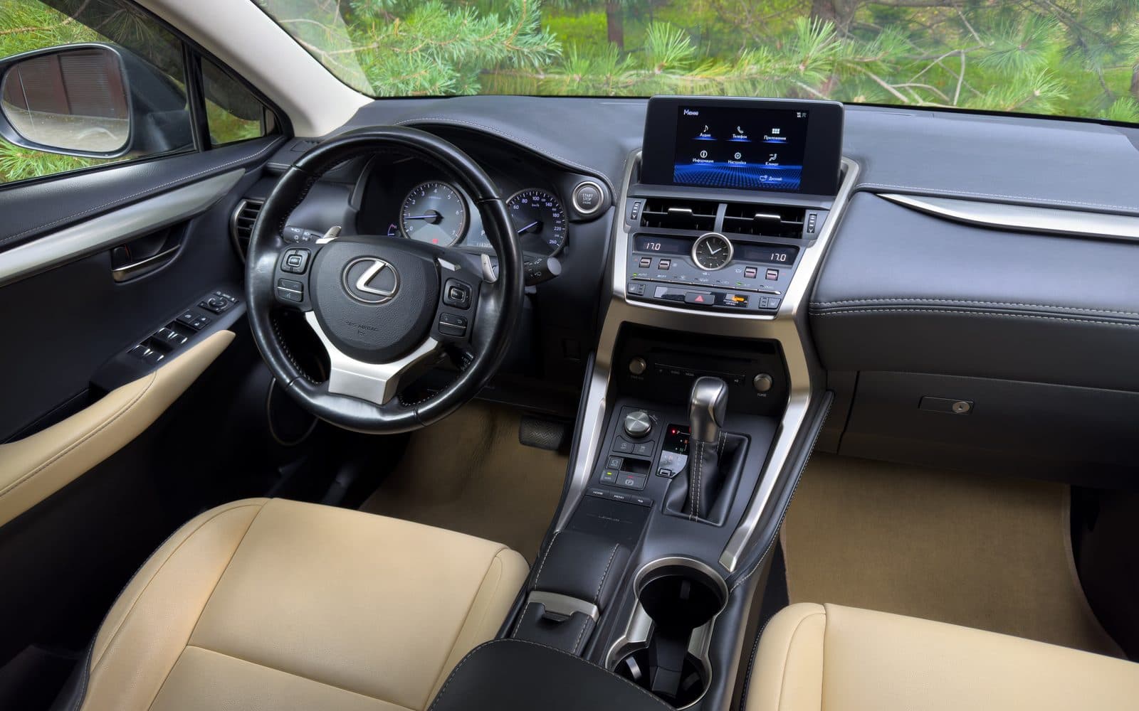 LEXUS NX200 2020 — фото 5 в аренду в Калининграде — LiteRent