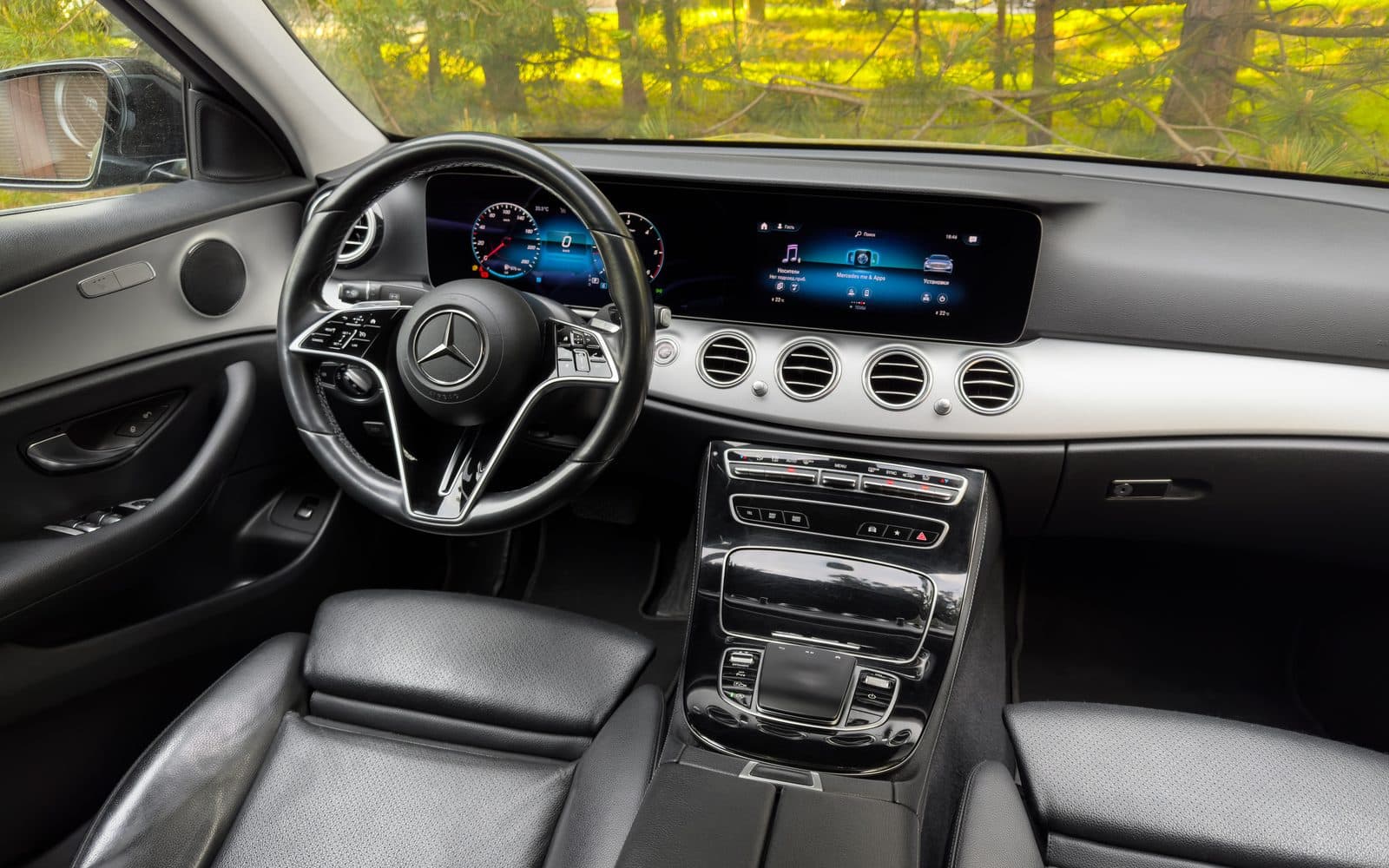 Mercedes-Benz E220 — фото 5 в аренду в Калининграде — LiteRent