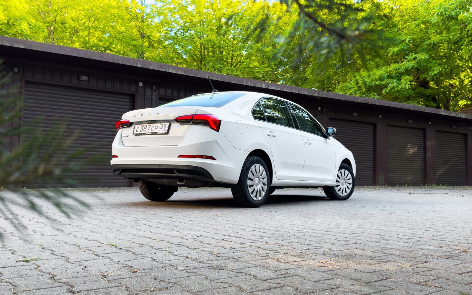 Skoda Rapid 2022 — фото 5 в аренду в Калининграде — LiteRent